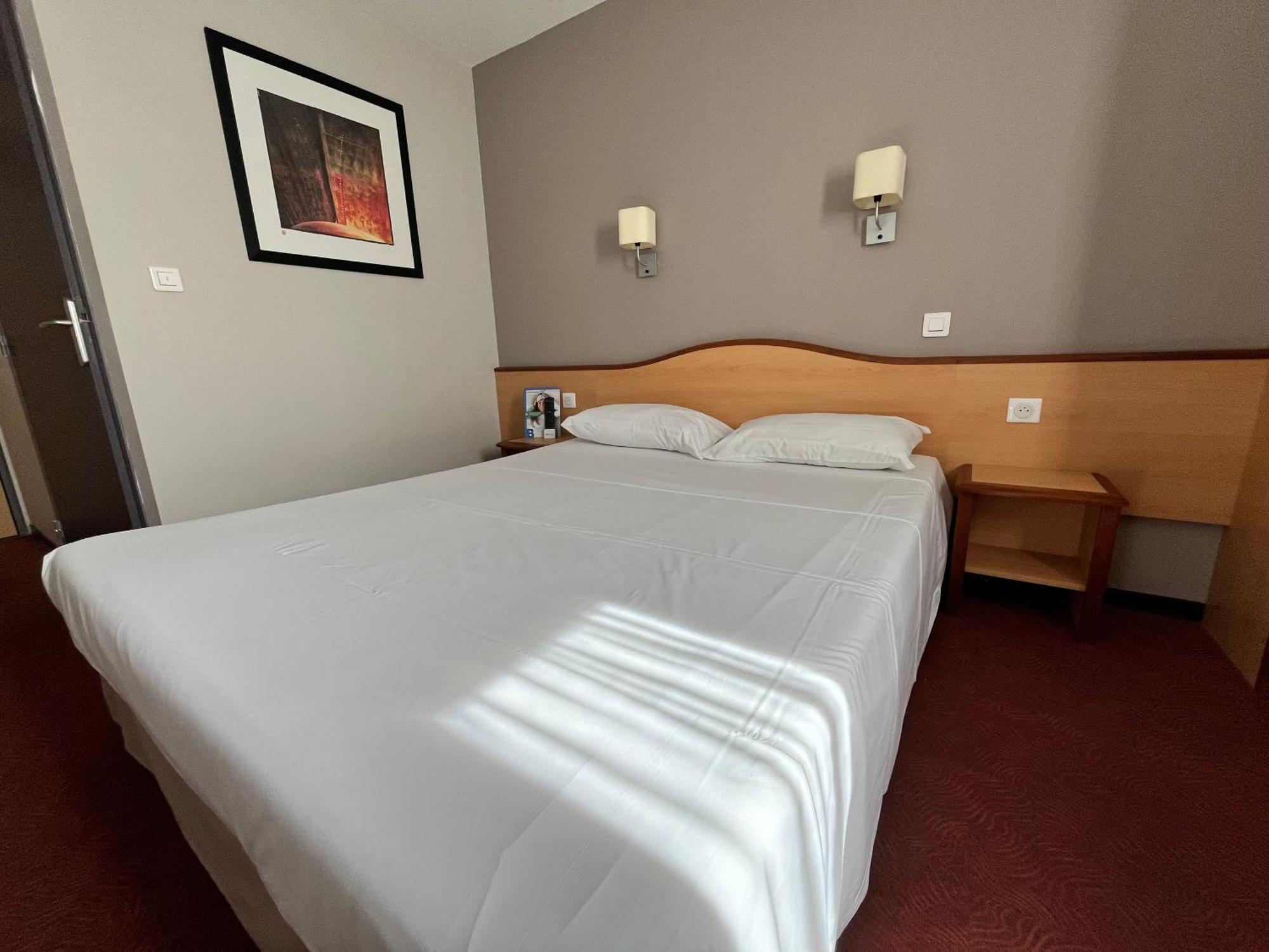 Brit Hotel Confort مونْتوبا المظهر الخارجي الصورة